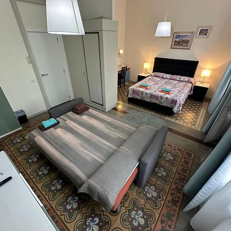 Rooms Rumila Barcelona Exterior photo