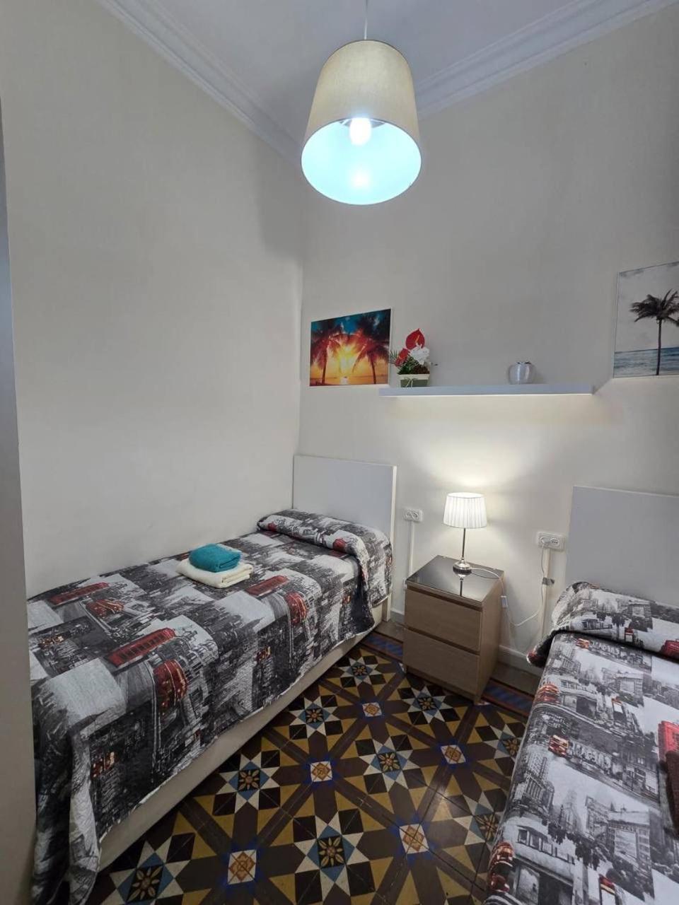 Rooms Rumila Barcelona Exterior photo